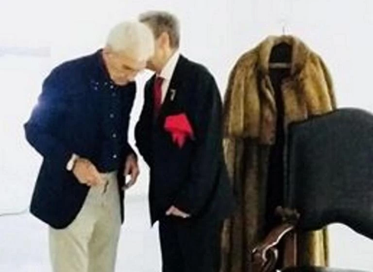 Ο Μπουτάρης «παντρεύτηκε» υπογράφοντας σύμφωνο συμβίωσης (εικόνες)